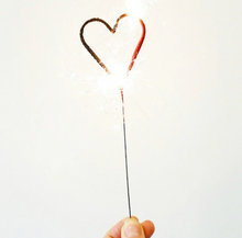 Load image into Gallery viewer, Gold Sparkler Heart Candle

